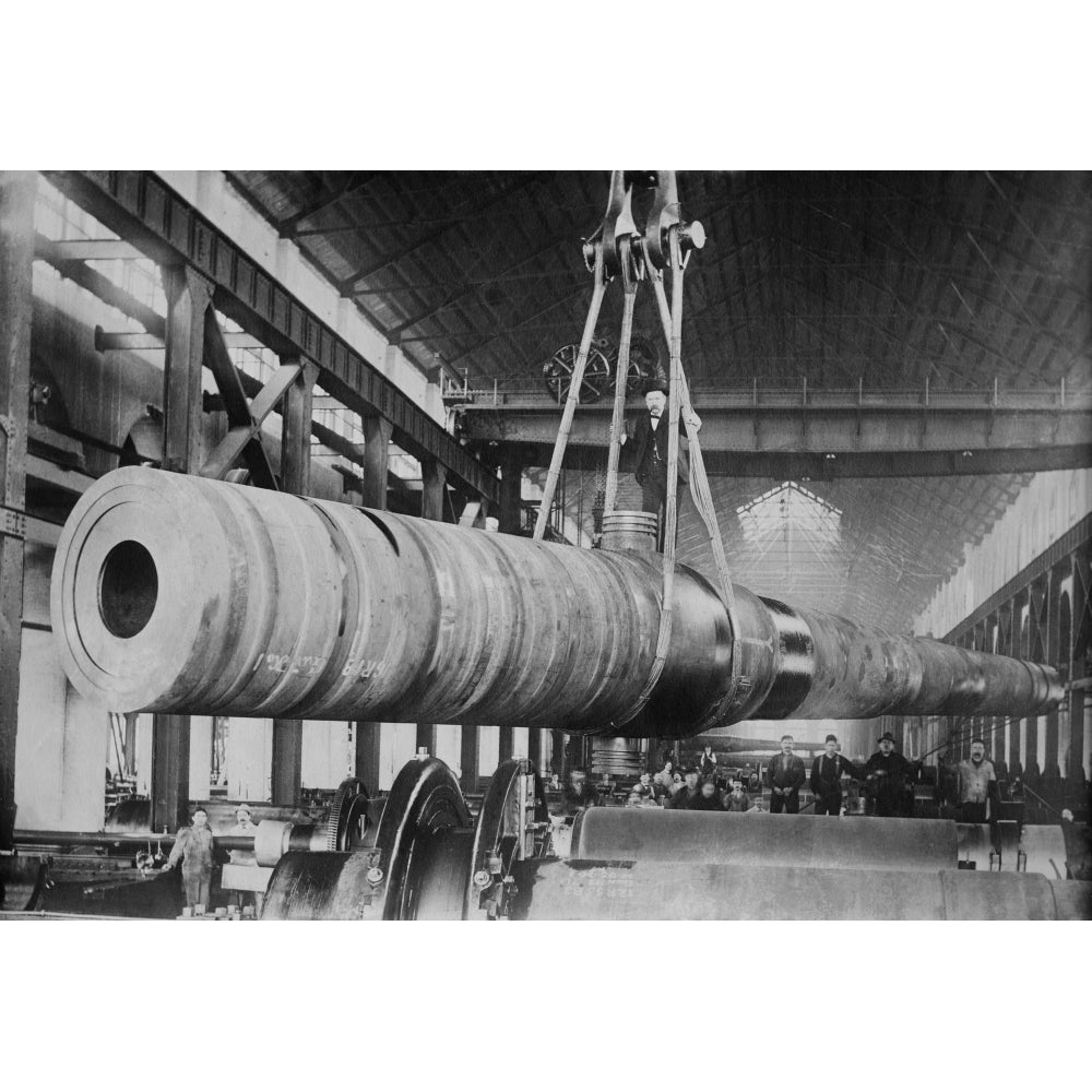 American 16 Inch Cannon Under Construction During World War 1. The Watervliet Arsenal Produced These Big Guns For The Image 2