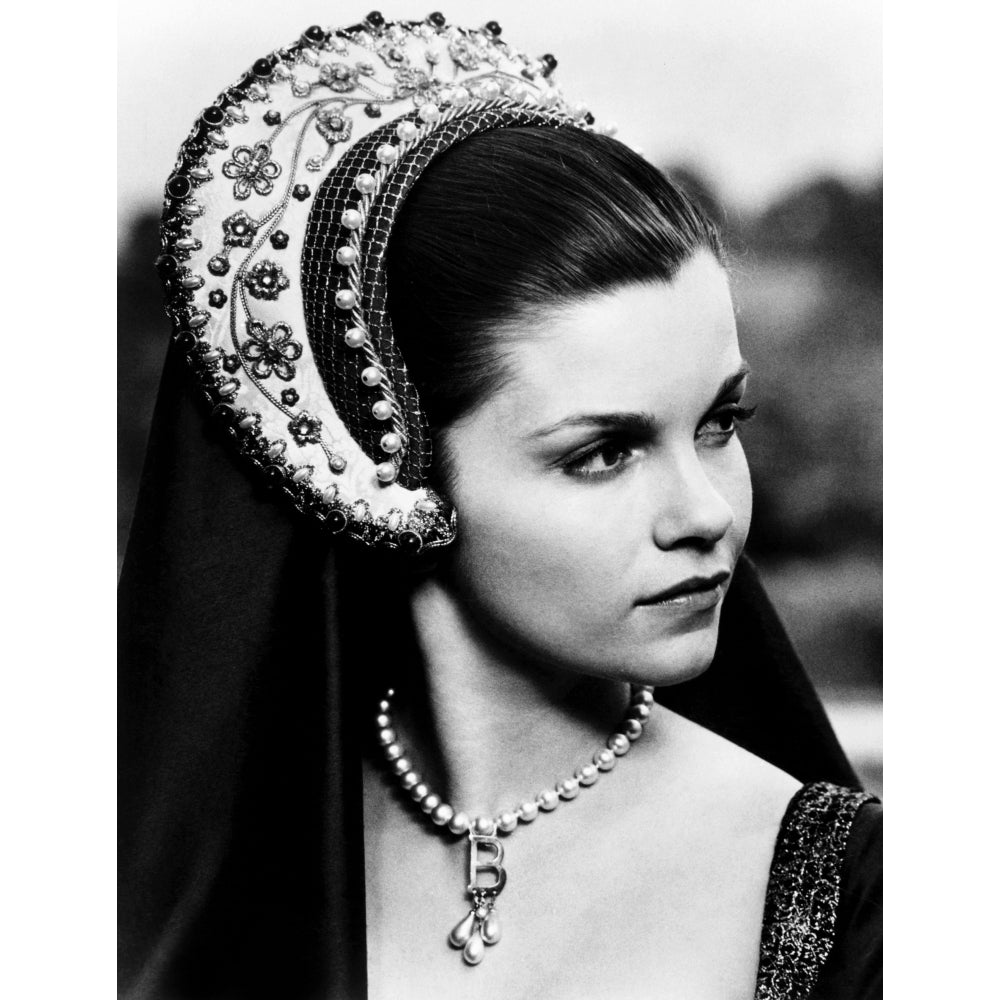 Anne Of The Thousand Days Genevieve Bujold 1969 Photo Print Image 2