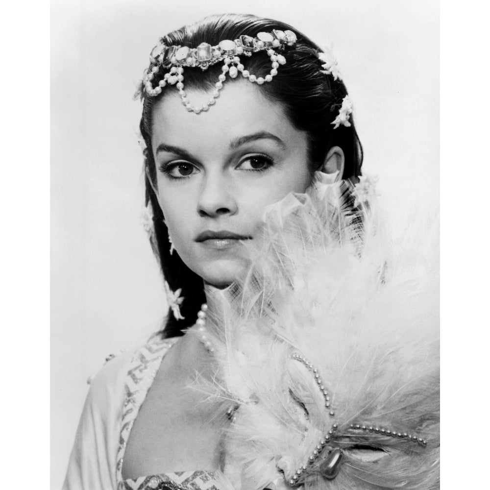 Anne Of The Thousand Days Genevieve Bujold 1969 Photo Print Image 1