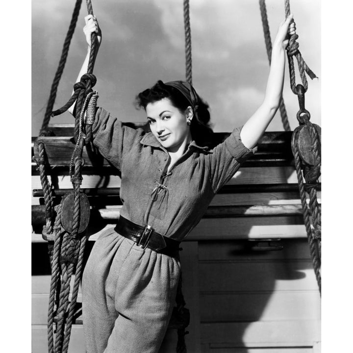 BuccaneerS Girl Yvonne De Carlo 1950 Photo Print Image 2