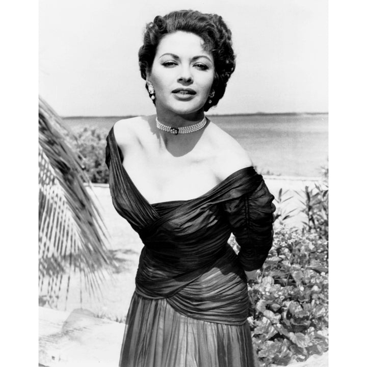 Yvonne De Carlo On Location In Nassau Where She Is Filming Flame Of The Islands 1955 Photo Print Image 2