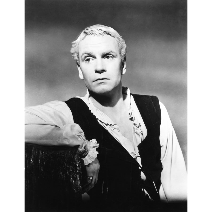 Hamlet Laurence Olivier 1948 Photo Print Image 1