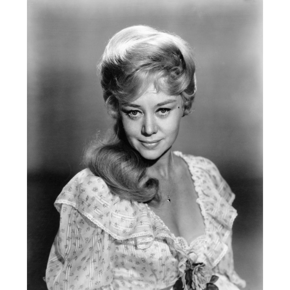 PapaS Delicate Condition Glynis Johns 1963 Photo Print Image 2