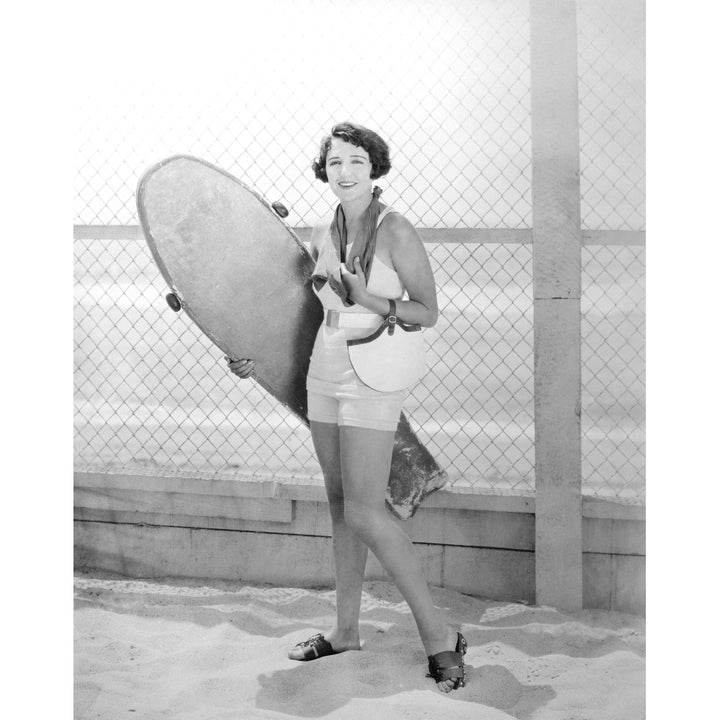 Bebe Daniels At Her Summer Home At Santa Monica Portrait Image 2