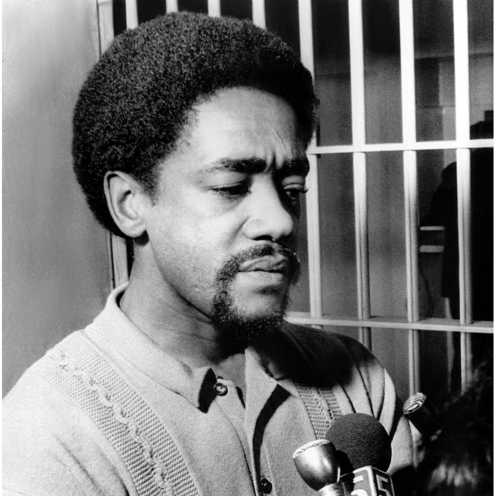 Black Panther Leader Bobby Seale Returns To His Jail Cell In San Fransisco Awaitng Extradition For A Connecticut Murder Image 2