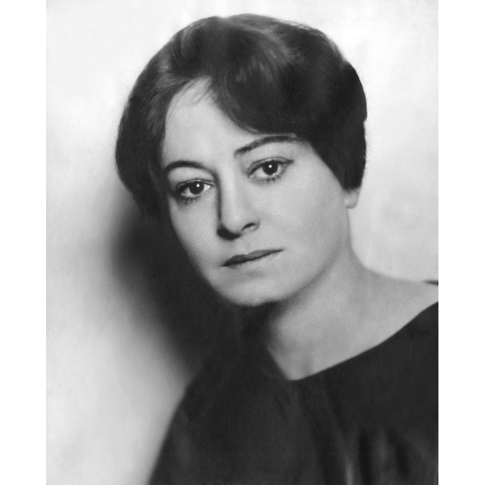 Dorothy Parker Portrait Image 2