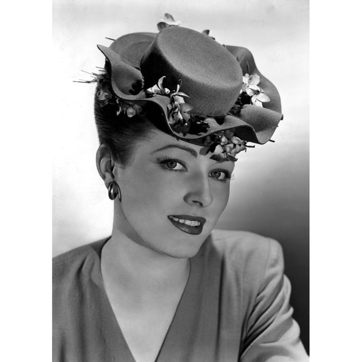 Eleanor Parker Wearing A Flat-Crowned Double-Brimmed Hat Nestled With Violets 1944 Photo Print Image 2