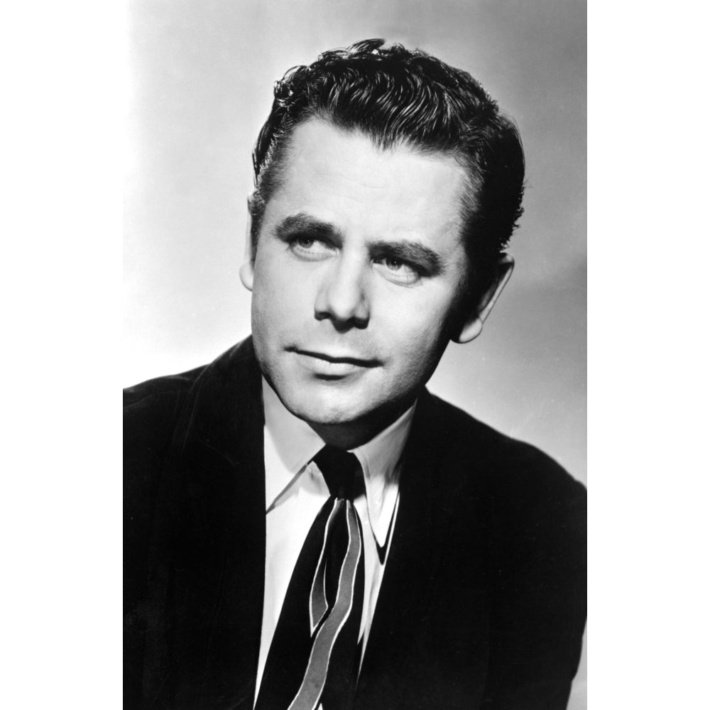 Glenn Ford Portrait Ca. 1949 Photo Print Image 1