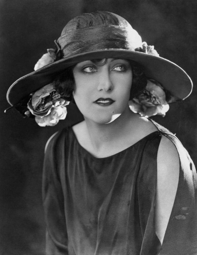 Gloria Swanson Ca. Mid-1920S Photo Print Image 1