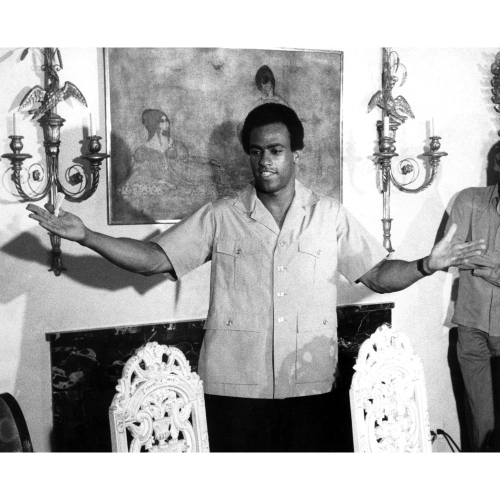 Huey Newton History Image 1