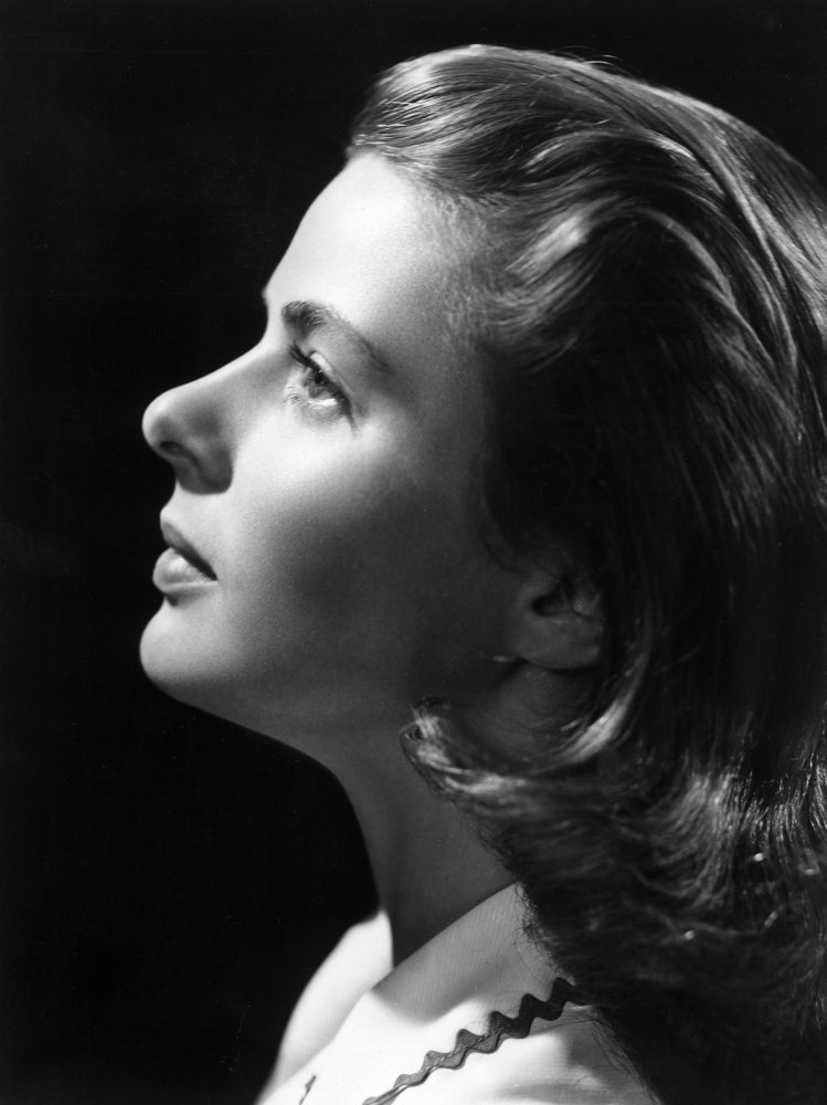 Ingrid Bergman Portrait C. 1946 Photo Print Image 1