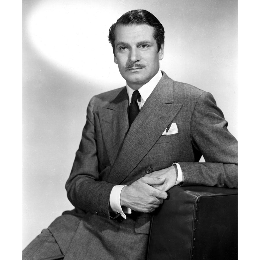 Laurence Olivier 1952 Photo Print Image 1