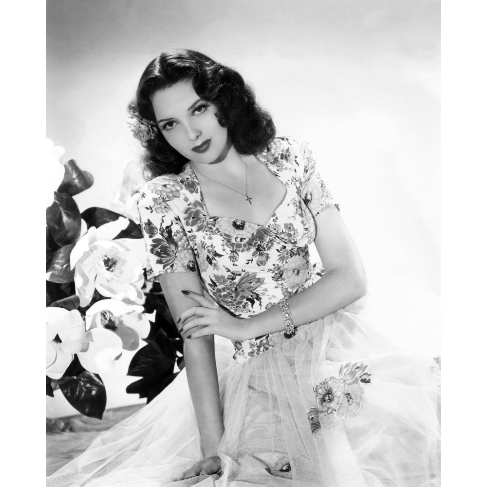 Linda Darnell Portrait Image 1