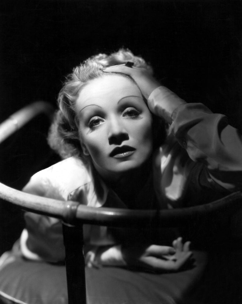 Marlene Dietrich. Ca. 1932 Photo Print Image 1