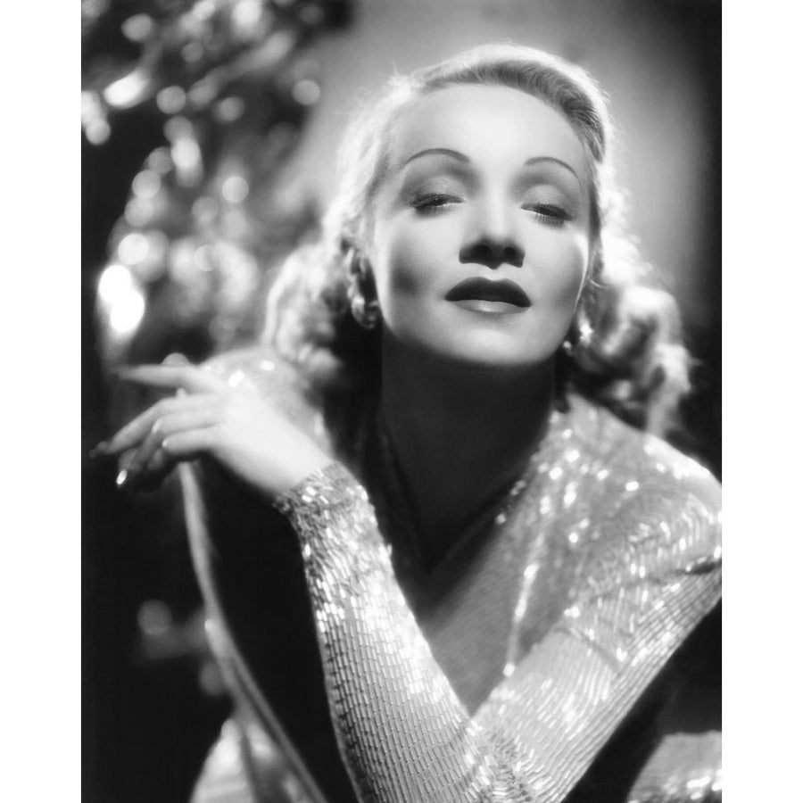 Marlene Dietrich Ca. 1942 Poster Print Image 1