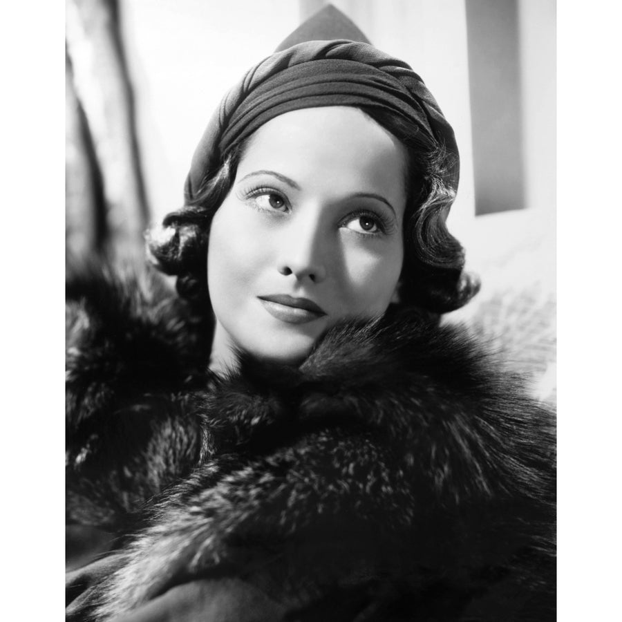 Merle Oberon Portrait Image 1