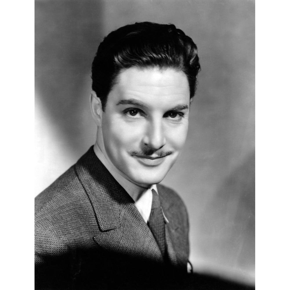 Robert Donat Ca. 1936 Photo Print Image 2