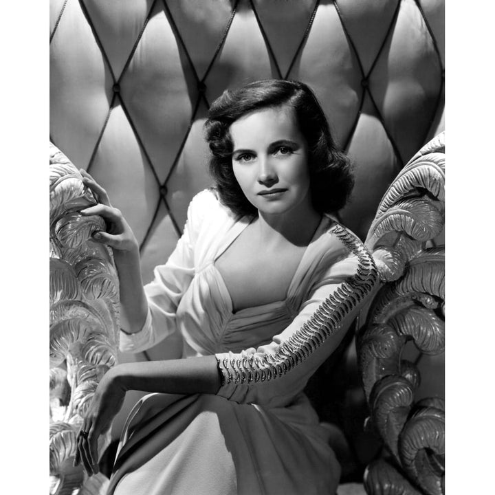 Teresa Wright Ca. Early 1940S Photo Print Image 1