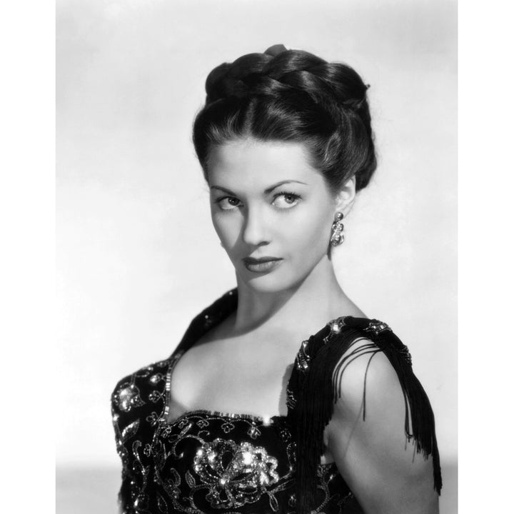 Yvonne De Carlo Portrait Image 2