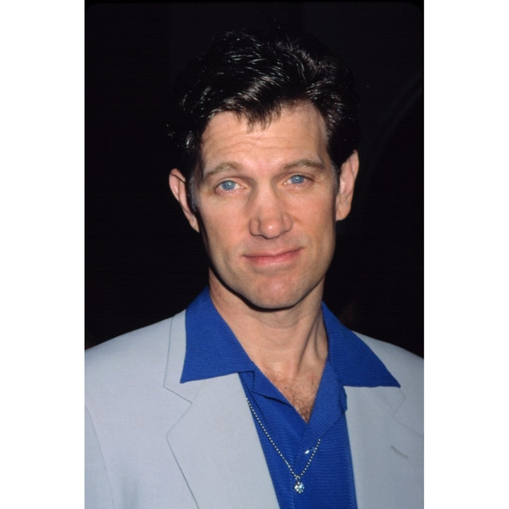 Chris Isaak At Cable Positive Benefit Ny 5222001 By Cj Contino" Celebrity Image 1