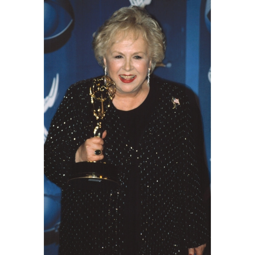 Doris Roberts At Emmy Awards La Ca 1142001 By Robert Hepler Celebrity Image 1