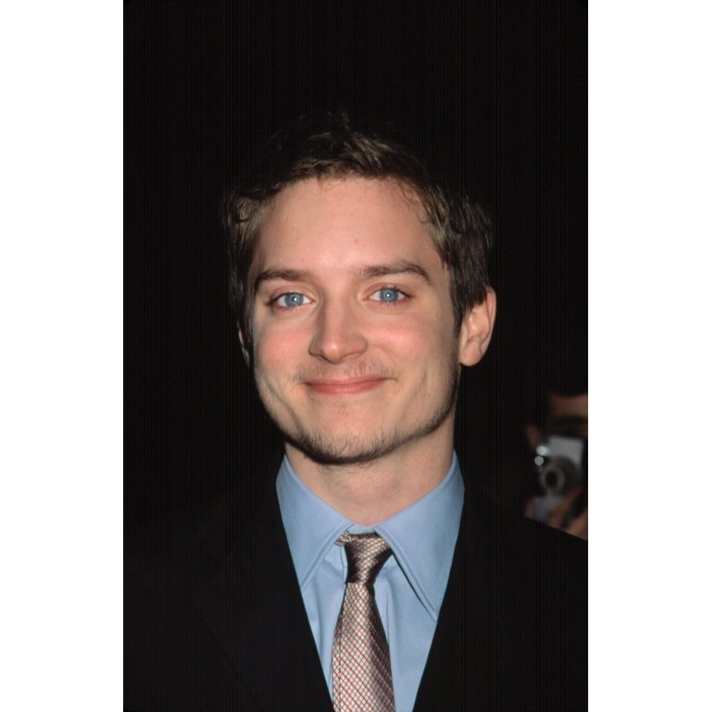 Elijah Wood At Premiere Of Lord Of The Rings Ny 12132001 By Cj Contino Celebrity Image 1