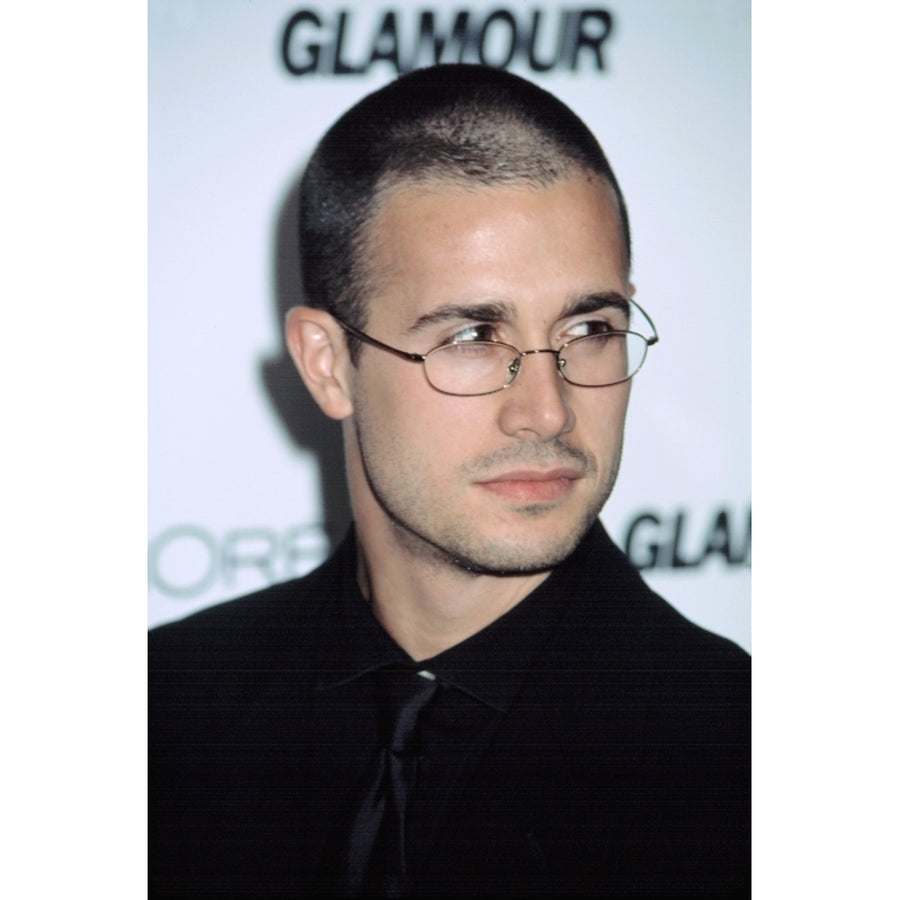 Freddie Prinze Jr. At Glamour Women Of The Year Ny 10282002 By Cj Contino Celebrity Image 1