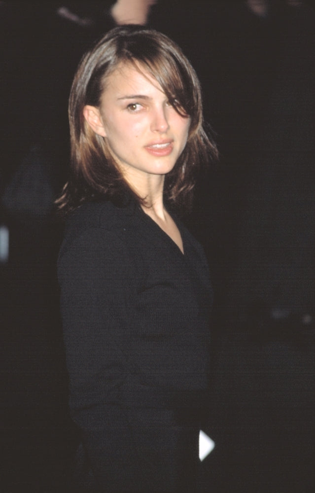 Natalie Portman At Premiere Of Gangs Of York Ny 1292002 By Cj Contino Celebrity Image 1