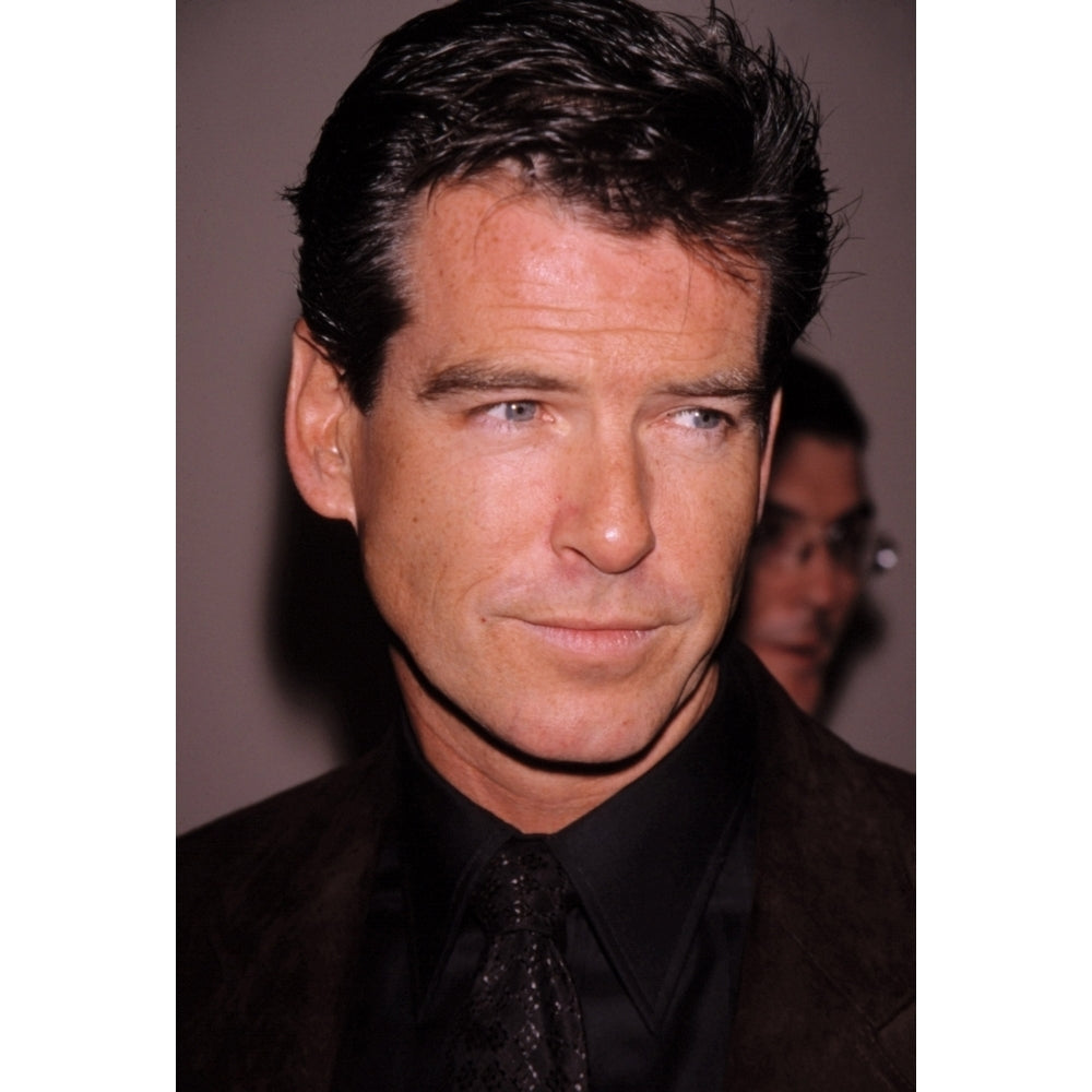 Pierce Brosnan 101398 Premiere Of Shekhar KapurS Elizabeth. Celebrity Image 2