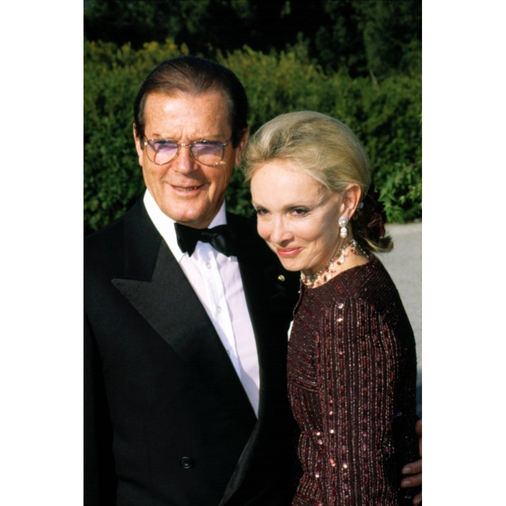 Roger Moore and His Wife At The American Comedy Awards La 4252001 By Robert Hepler. Celebrity Image 2