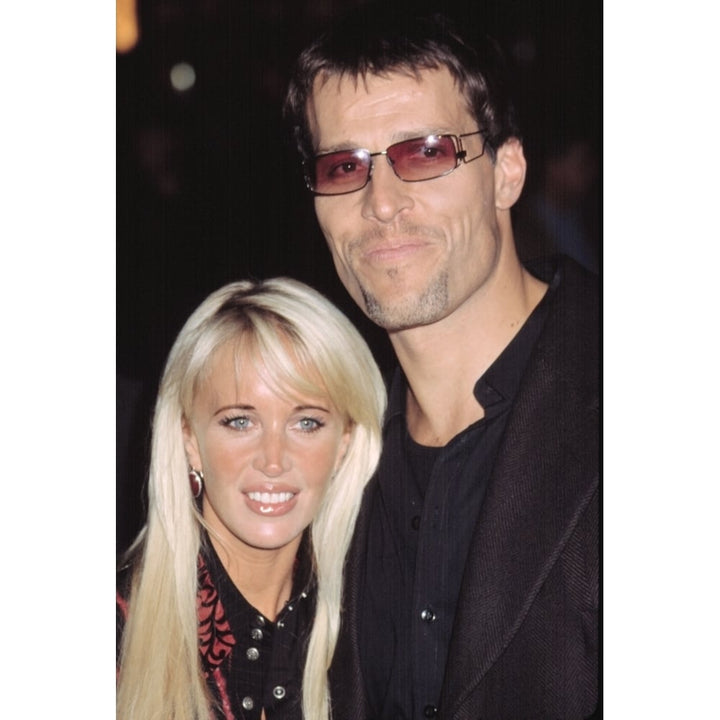 Tony Robbins With His Wife At The Premiere Of Red Dragon 9302002 Nyc By Cj Contino. Celebrity Image 1