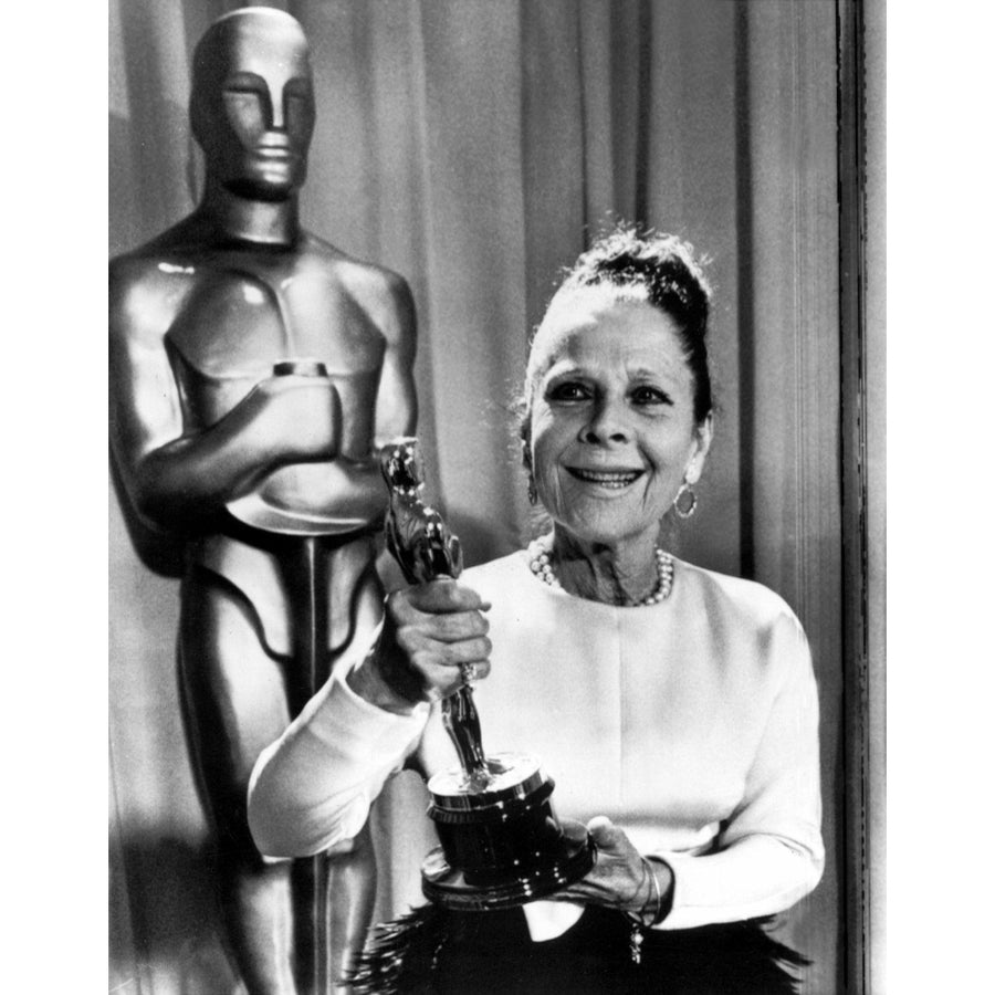 1968 Ruth Gordon [Best Supporting Actress History Image 1