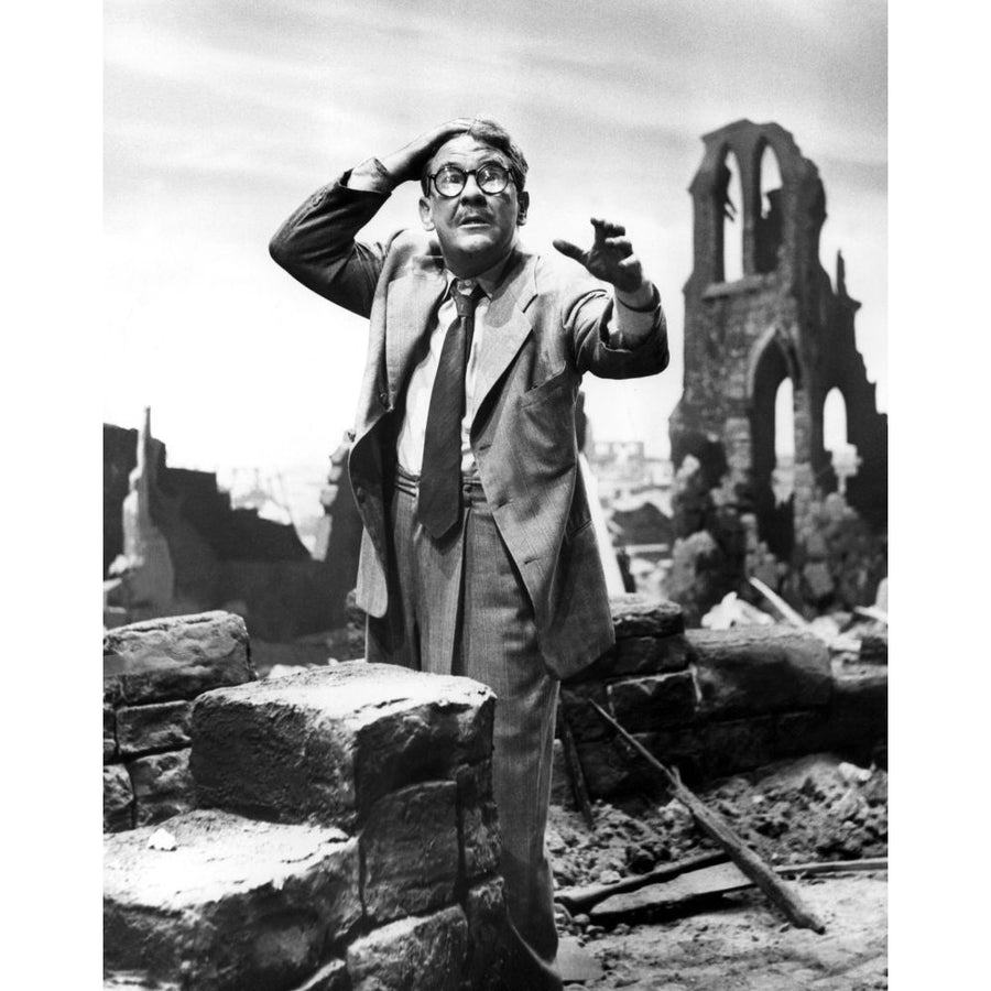 Twilight Zone Burgess Meredith 1959-64 Time Enough At Last Season 1 Poster Print Image 1