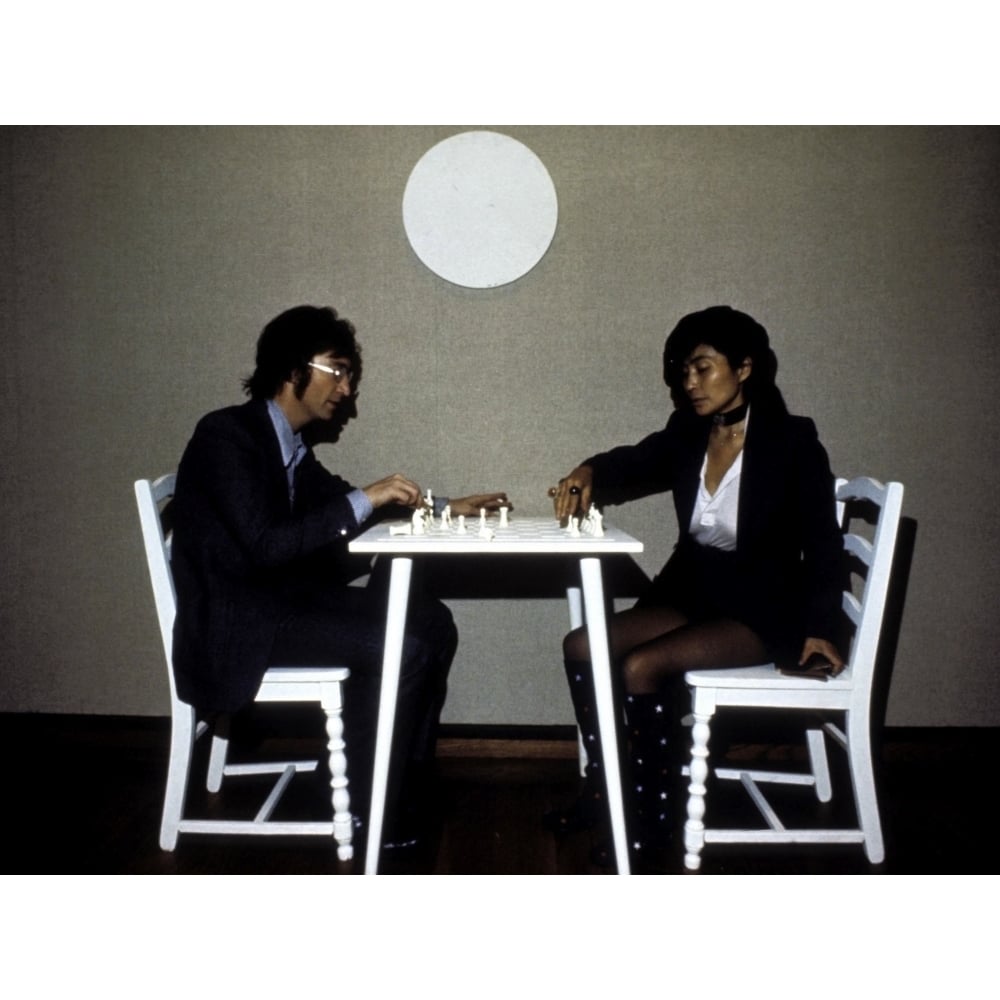 John Lennon playing chess with Yoko Ono Photo Print Image 1