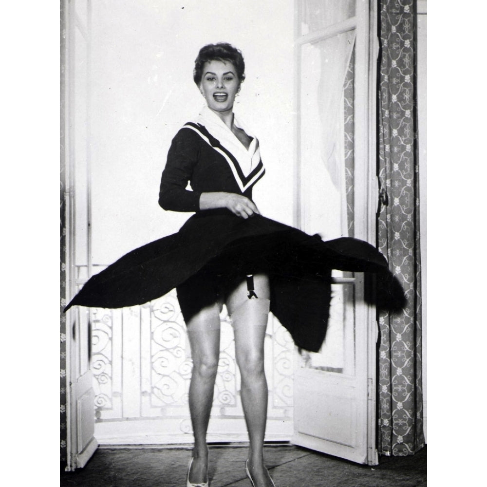 Sophia Loren twirling Photo Print Image 2