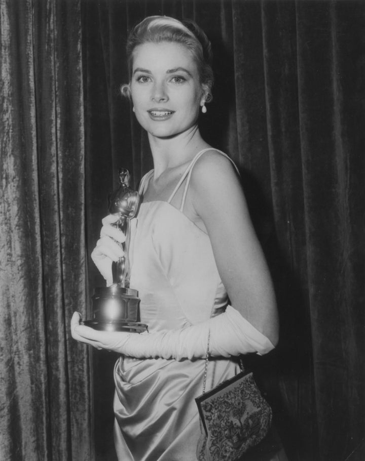 Grace Kelly holding an Oscars statuette Photo Print Image 1