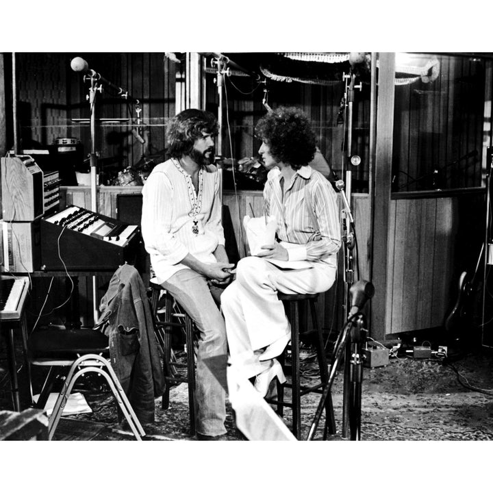 Barbara Streisand and Kris Kristofferson on the set of A Star Is Born Photo Print Image 1