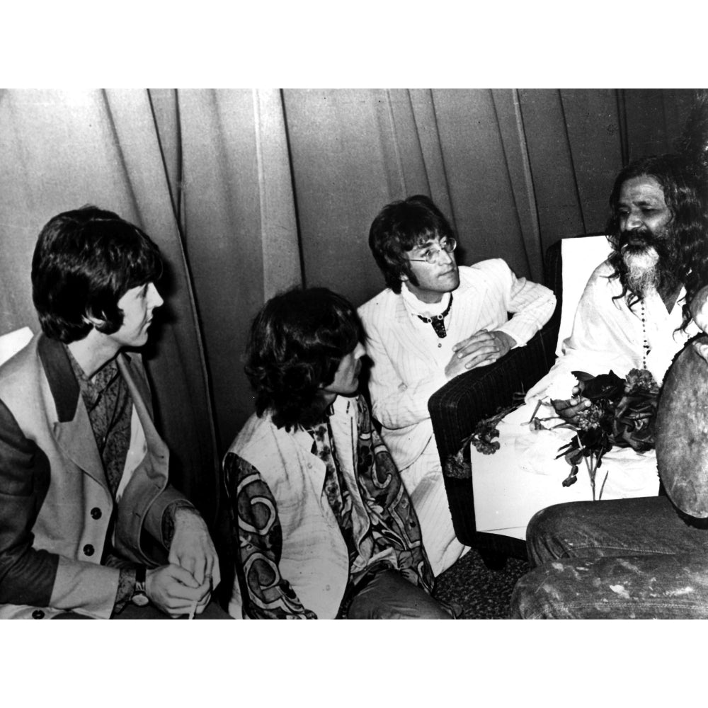 The Beatles sitting with Maharishi Mahesh Yogi Photo Print Image 1