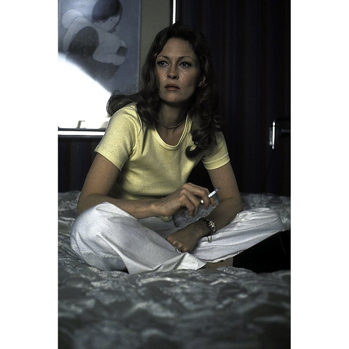 Faye Dunaway smoking on a bed Photo Print Image 1