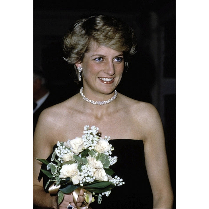 Princess Diana holding a bouquet of flowers Photo Print Image 2