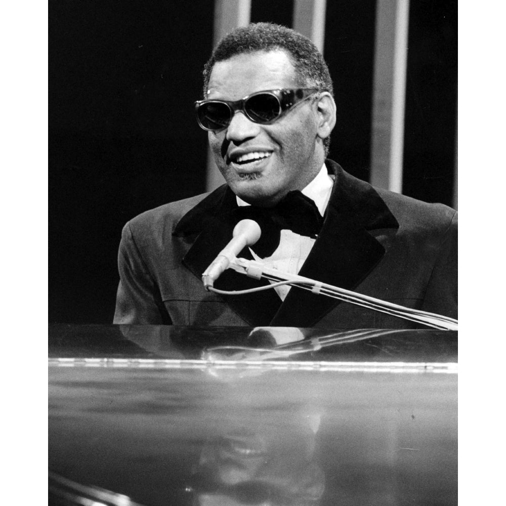 Ray Charles performing on stage Photo Print Image 2