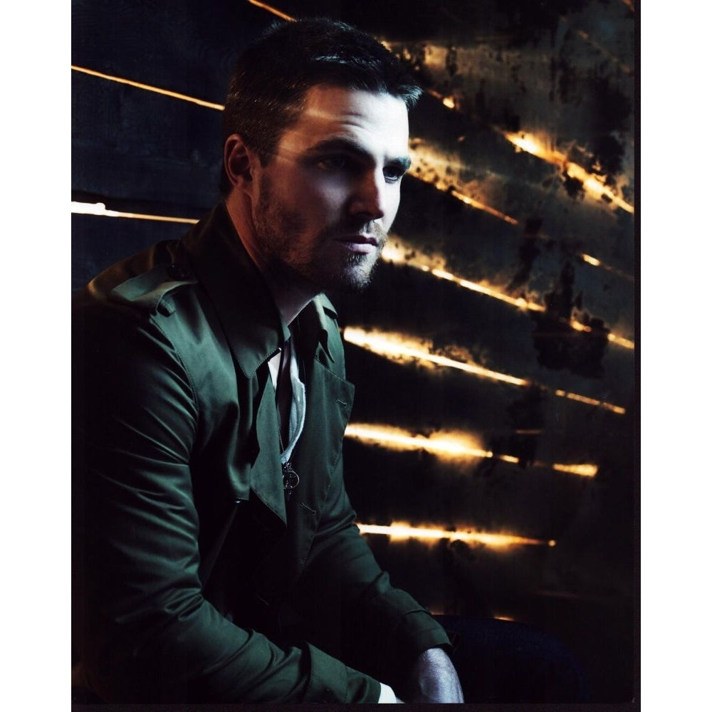 Stephen Amell On Set Of Arrow Photo Print - Item MVM00238 Image 1