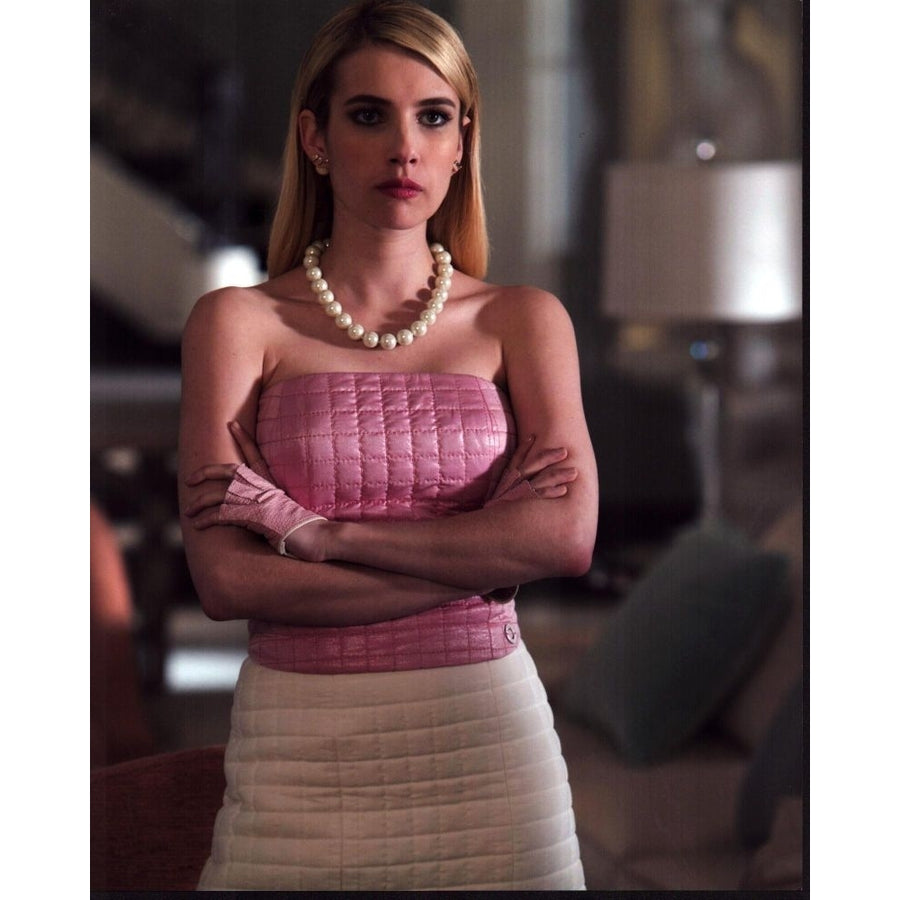 Emma Roberts In Scream Queens Photo Print - Item MVM01842 Image 1