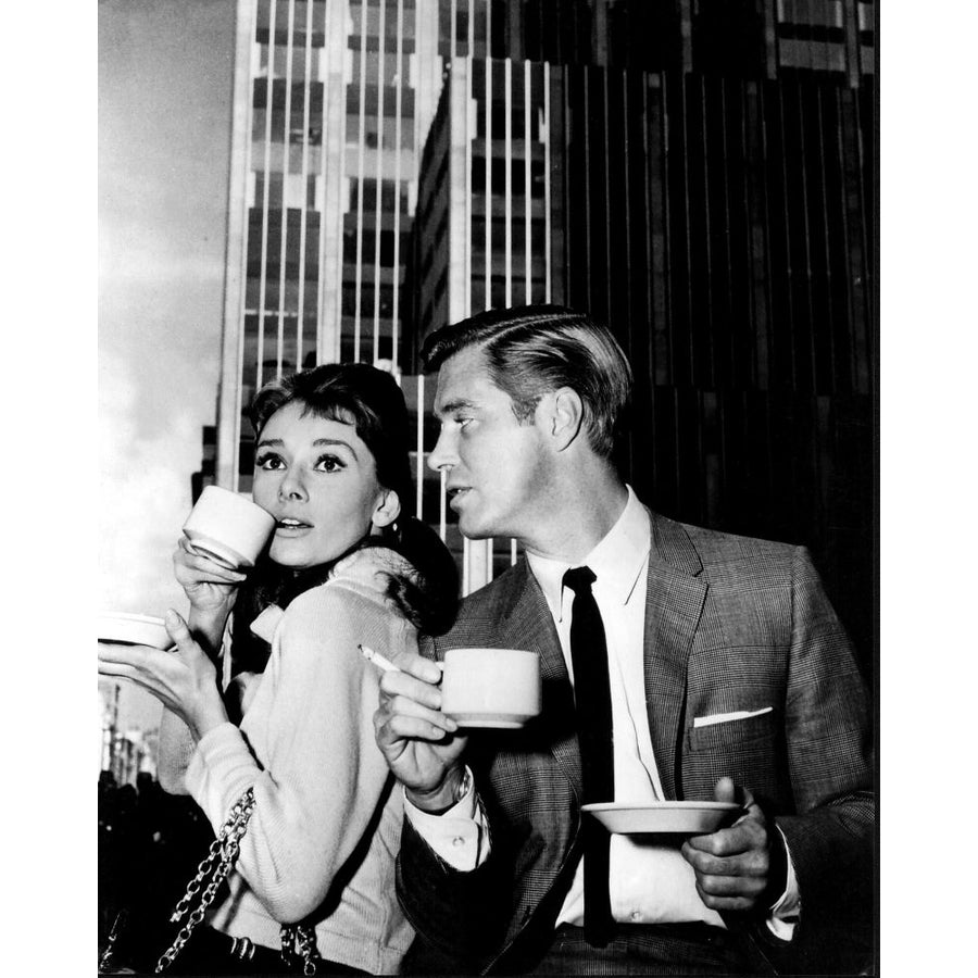 Audrey Hepburn And George Peppard Drinking Coffee In Breakfast At TiffanyS Photo Print - Item MVM02528 Image 1