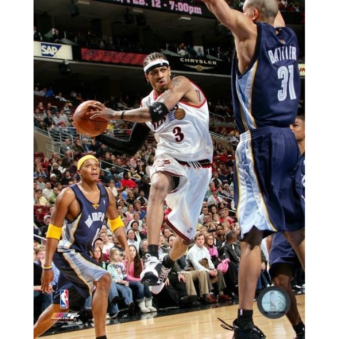 Allen Iverson - 04 / 05 Action Photo Print Image 1