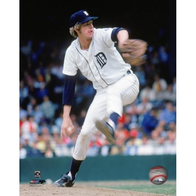 Mark Fidrych pitching Photo Print Image 1