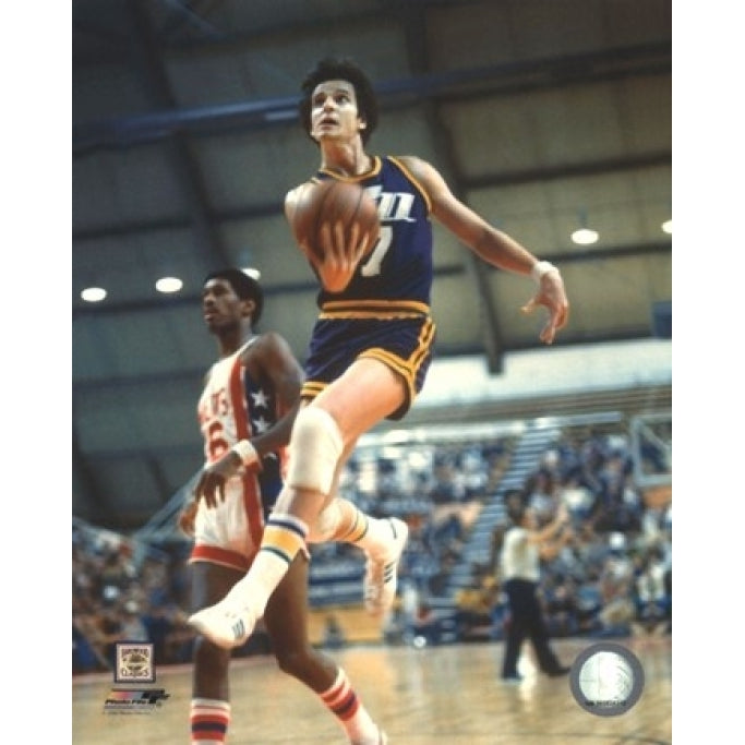 Pete Maravich Action Sports Photo Image 1