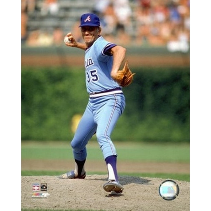 Phil Niekro - Pitching Action Sports Photo Image 1