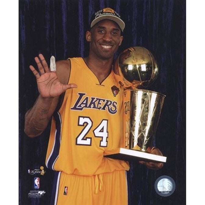 Kobe Bryant - 2010 NBA Finals Game 7 - Championship Trophy5 Fingers in Studio Sports Photo - Item PFSAAML22501 Image 1