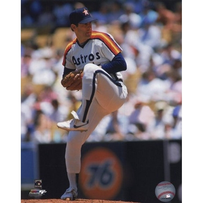 Nolan Ryan 1985 Action Sports Photo Image 1